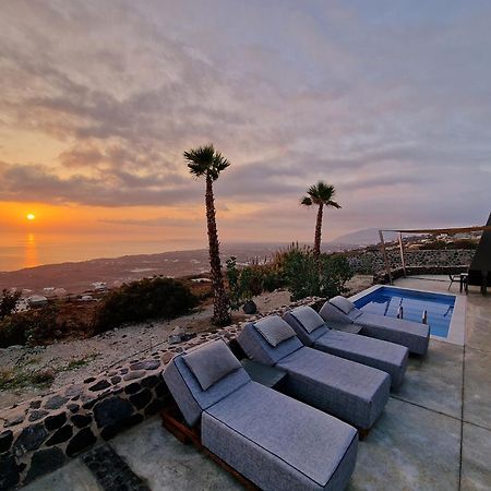 Theano Cave Suites & Villas Imerovígli Buitenkant foto