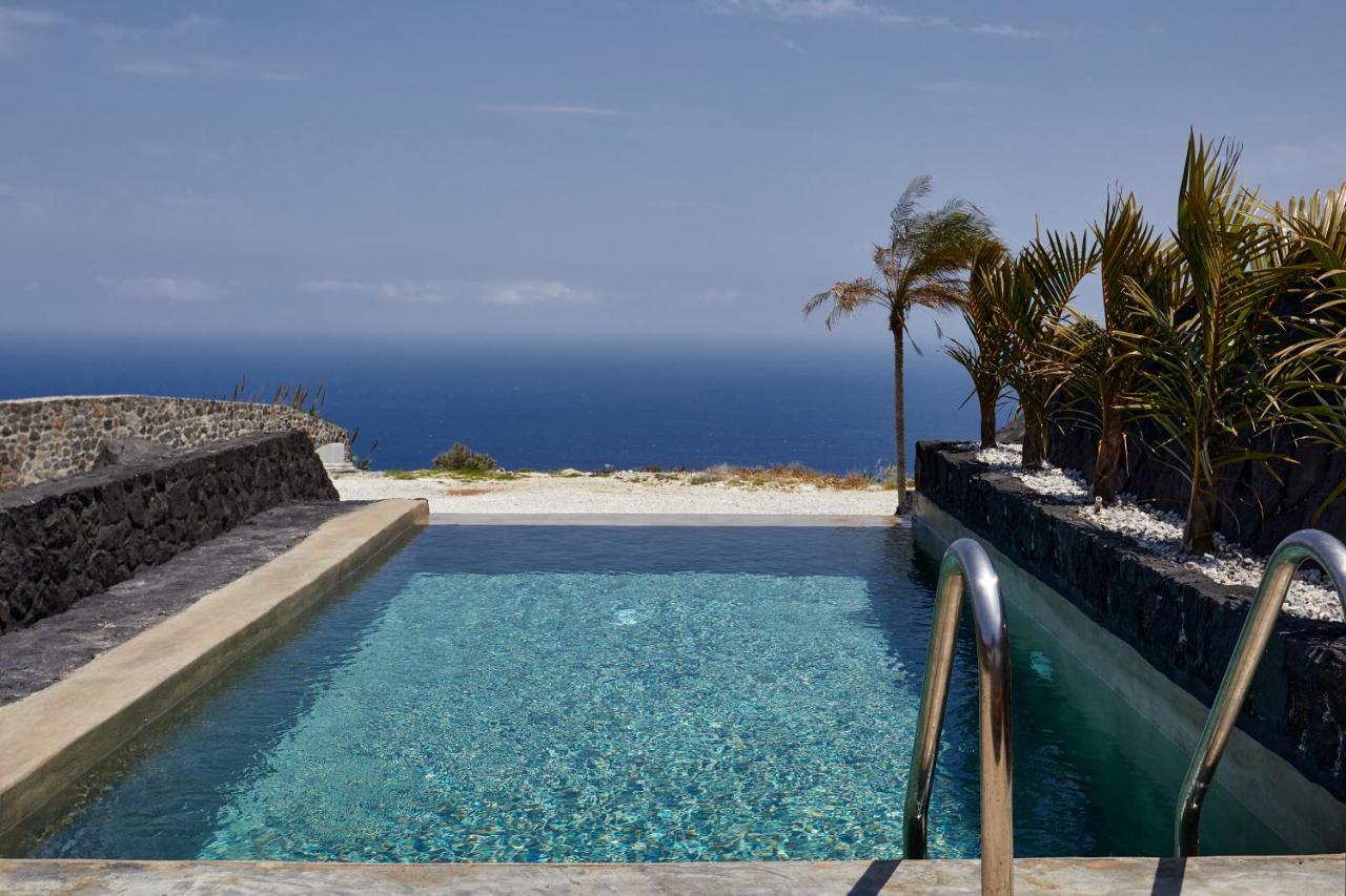 Theano Cave Suites & Villas Imerovígli Buitenkant foto