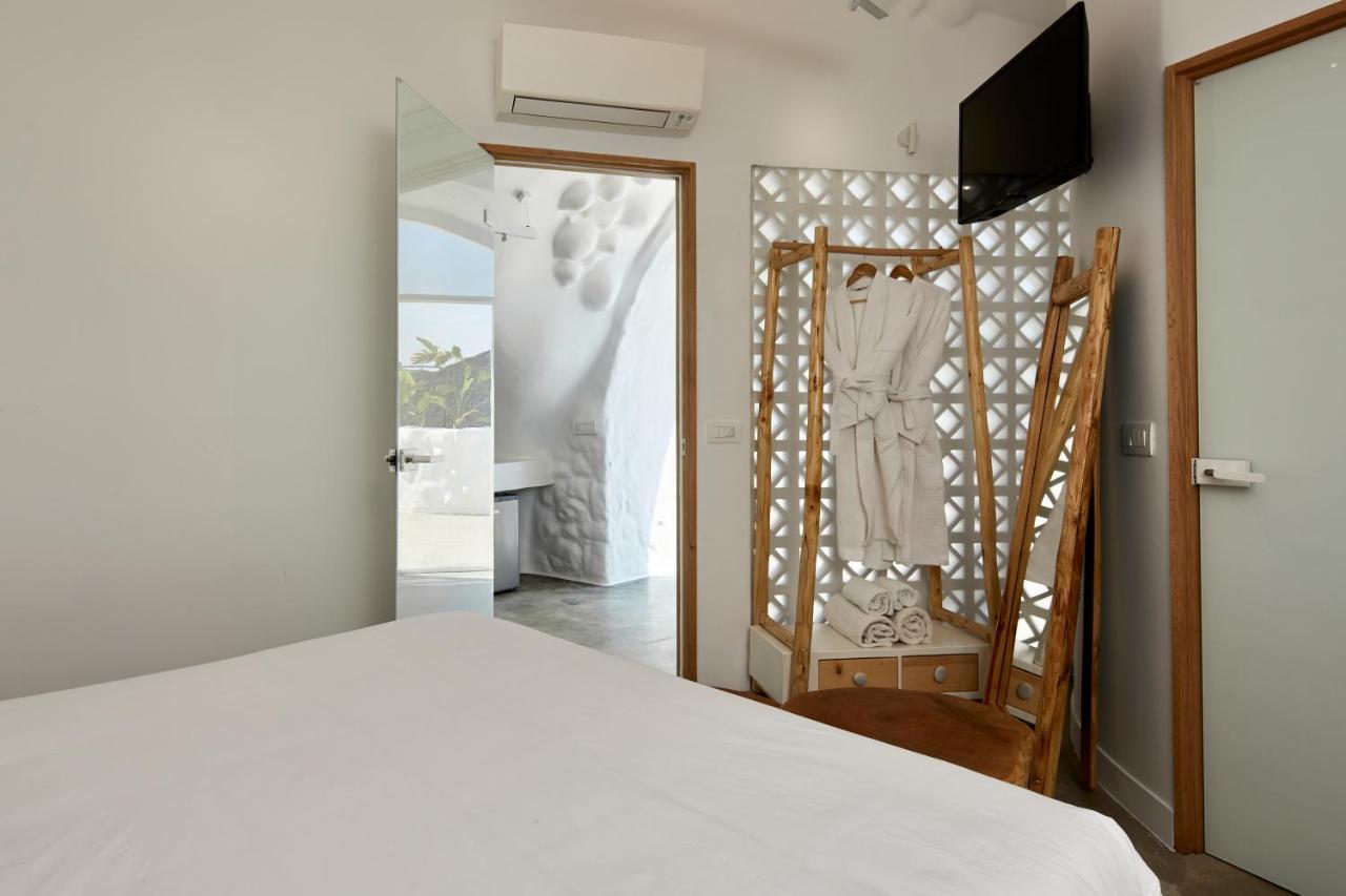 Theano Cave Suites & Villas Imerovígli Buitenkant foto