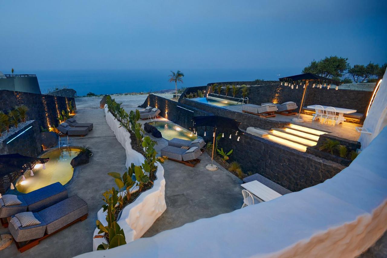 Theano Cave Suites & Villas Imerovígli Buitenkant foto